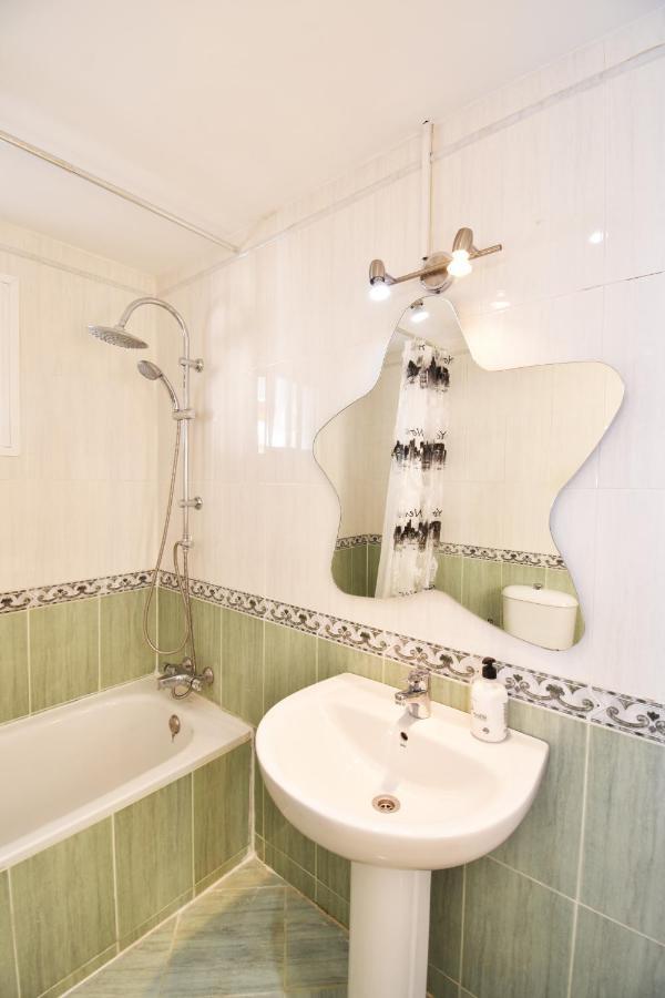 Apartamento De La Croix Apartman Fuengirola Kültér fotó